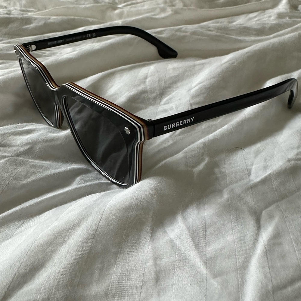 Authentic Burberry Black Designer Sunglasses